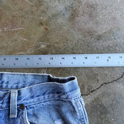 Vintage Distressed Wrangler Jeans - 30