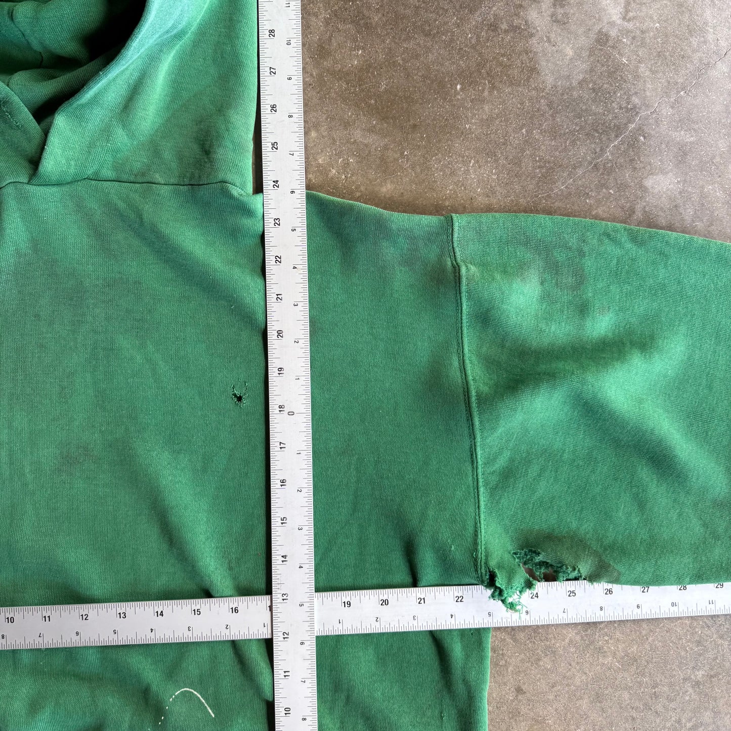 True Vintage 70s Distressed Russell Hoodie - M