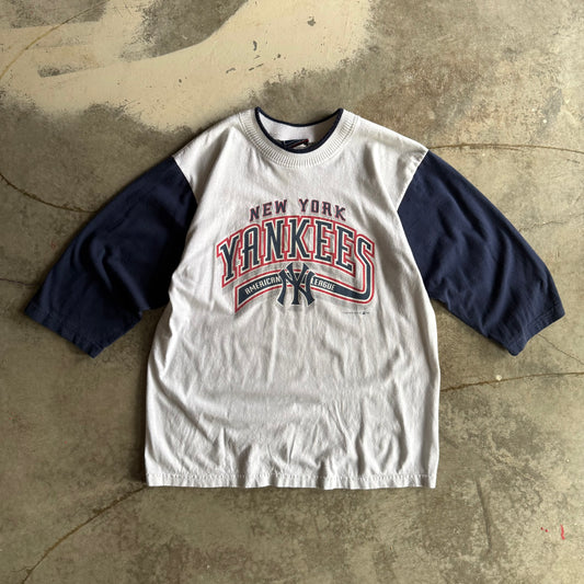 Vintage 90s Yankees Quarter Sleeve - L