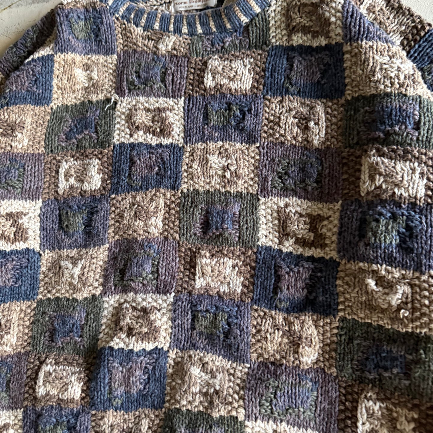 Vintage 90s heavyweight Fall Knit Sweater - L