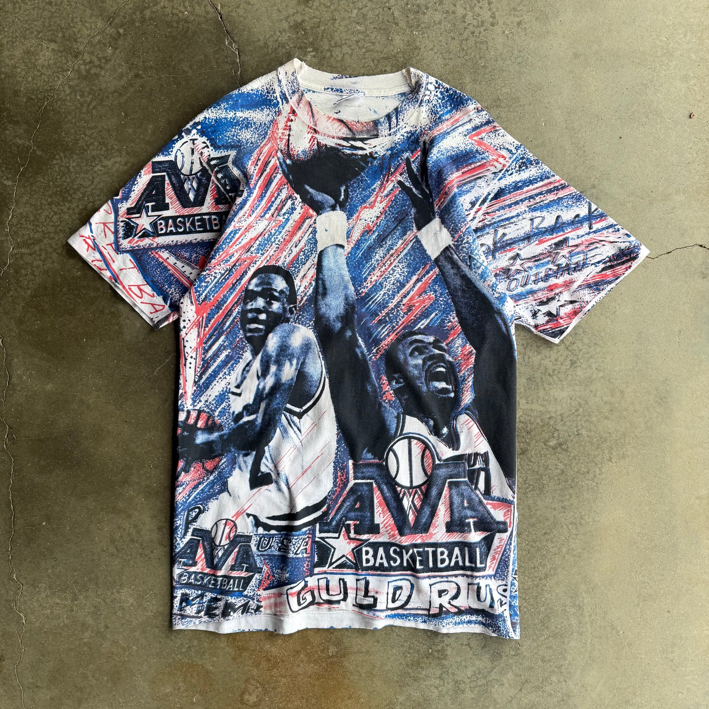 Vintage Magic Johnson Basketball AOP Tshirt - L