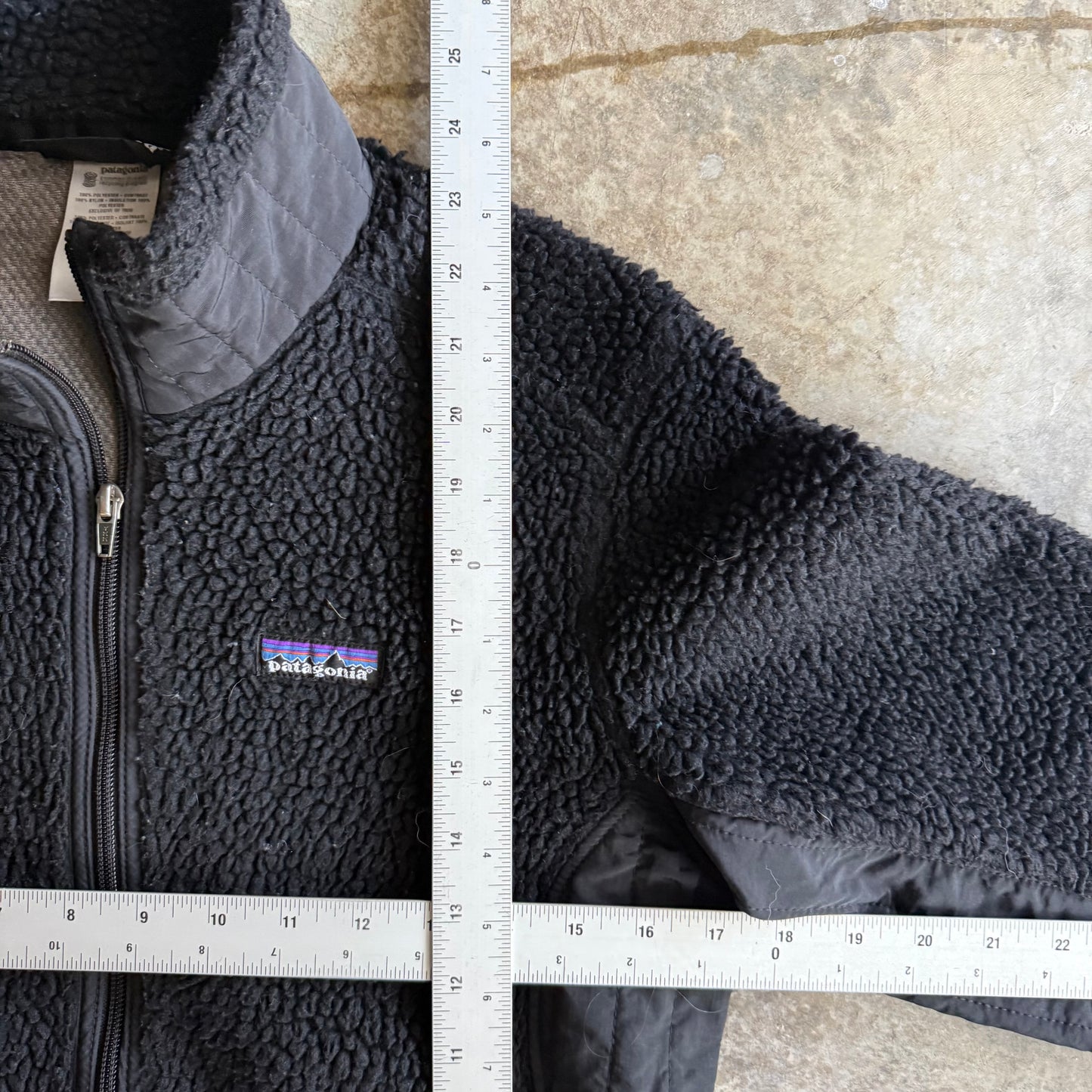 Vintage Woman’s 90s Patagonia Fleece Zip Up - M