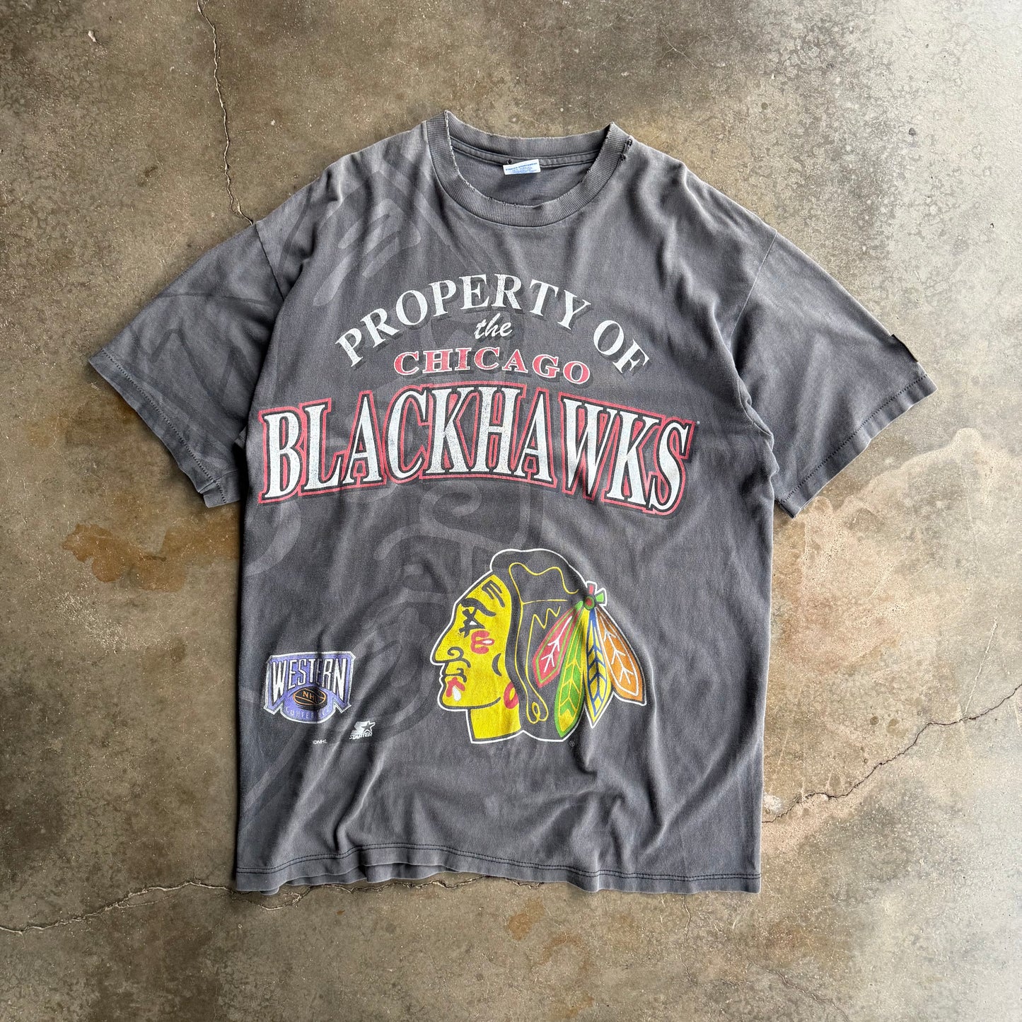 Vintage 90s Faded BlackHawks Tee - M