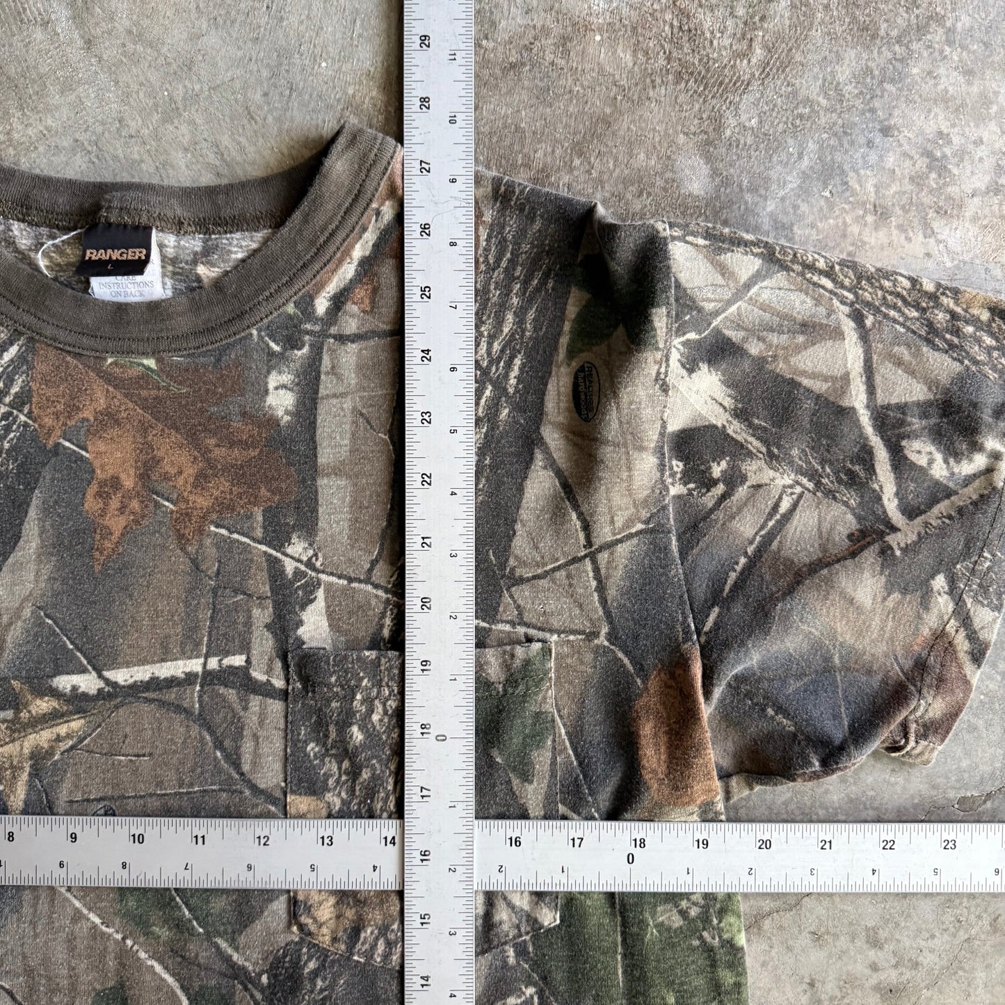 Vintage 00s Realtree Tshirt - L
