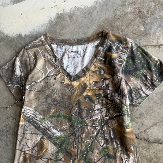 Woman’s Realtree Tshirt - L