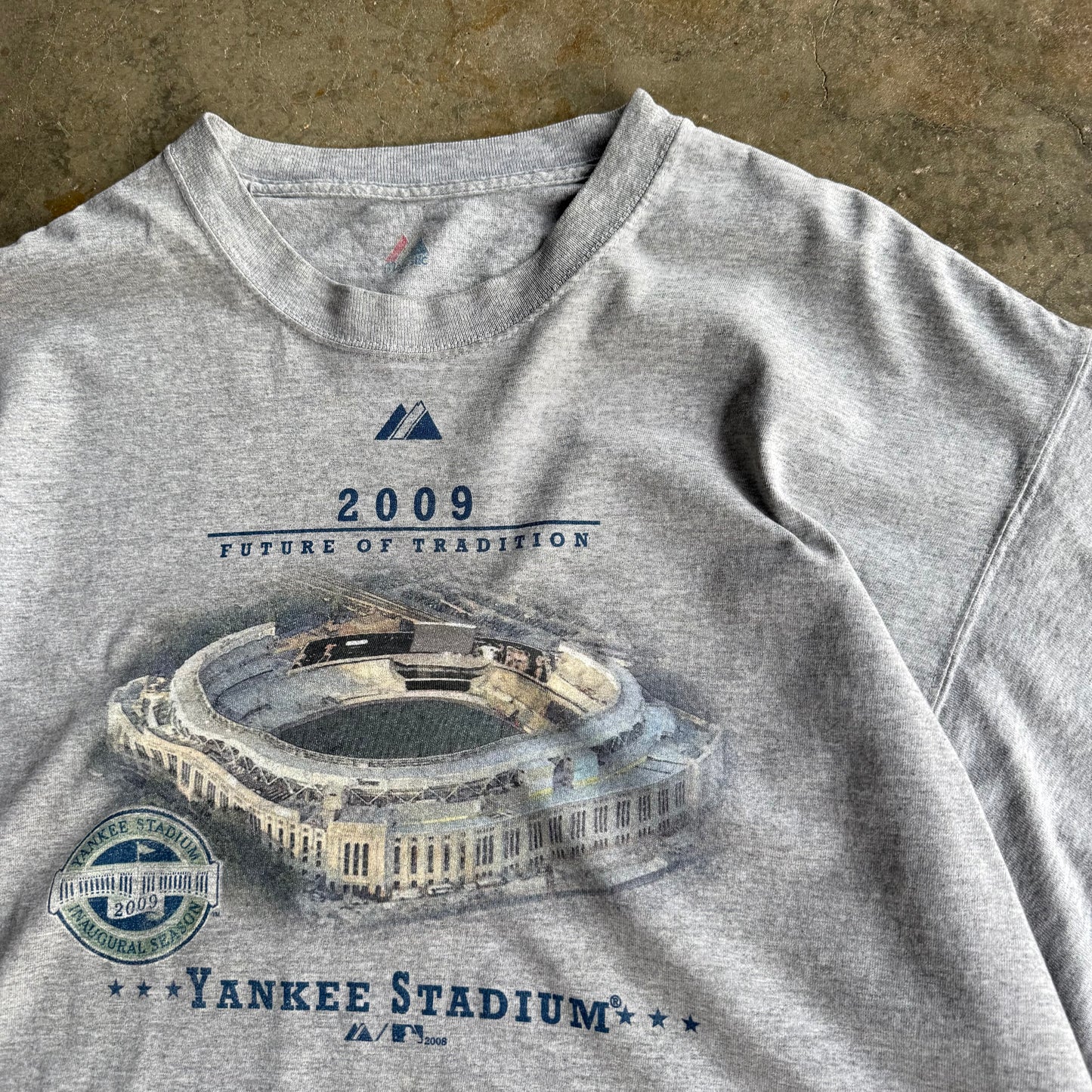 Vintage New York Yankees Stadium Tshirt - L