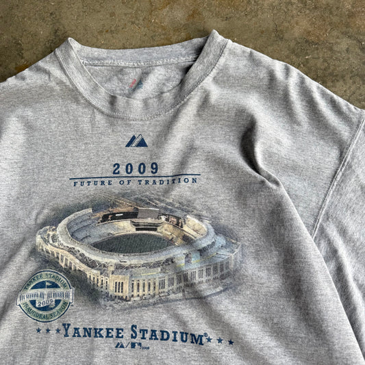 Vintage New York Yankees Stadium Tshirt - L