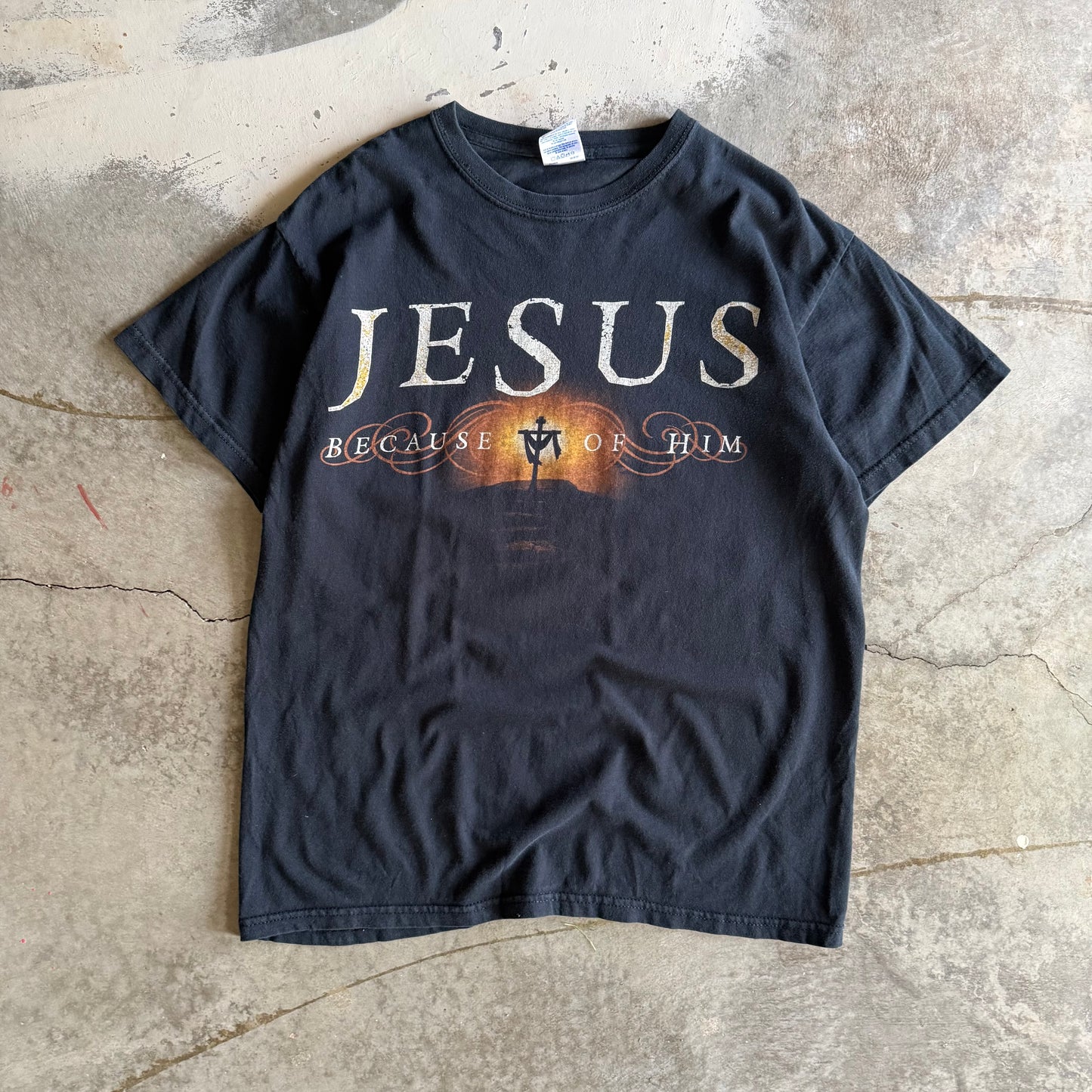 Vintage 00s Heaven Tshirt - M