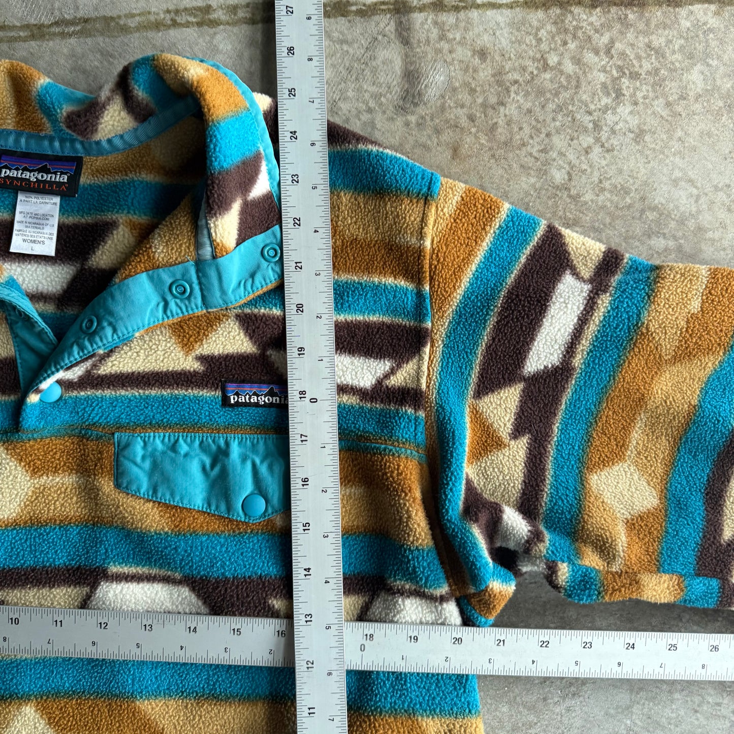 Vintage Woman’s 00s Patagonia Fleece Pullover - L
