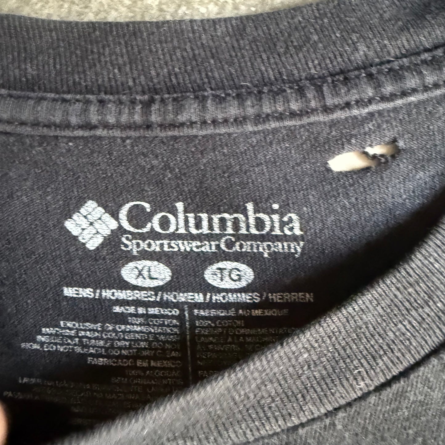 Columbia Bear Tshirt - XL