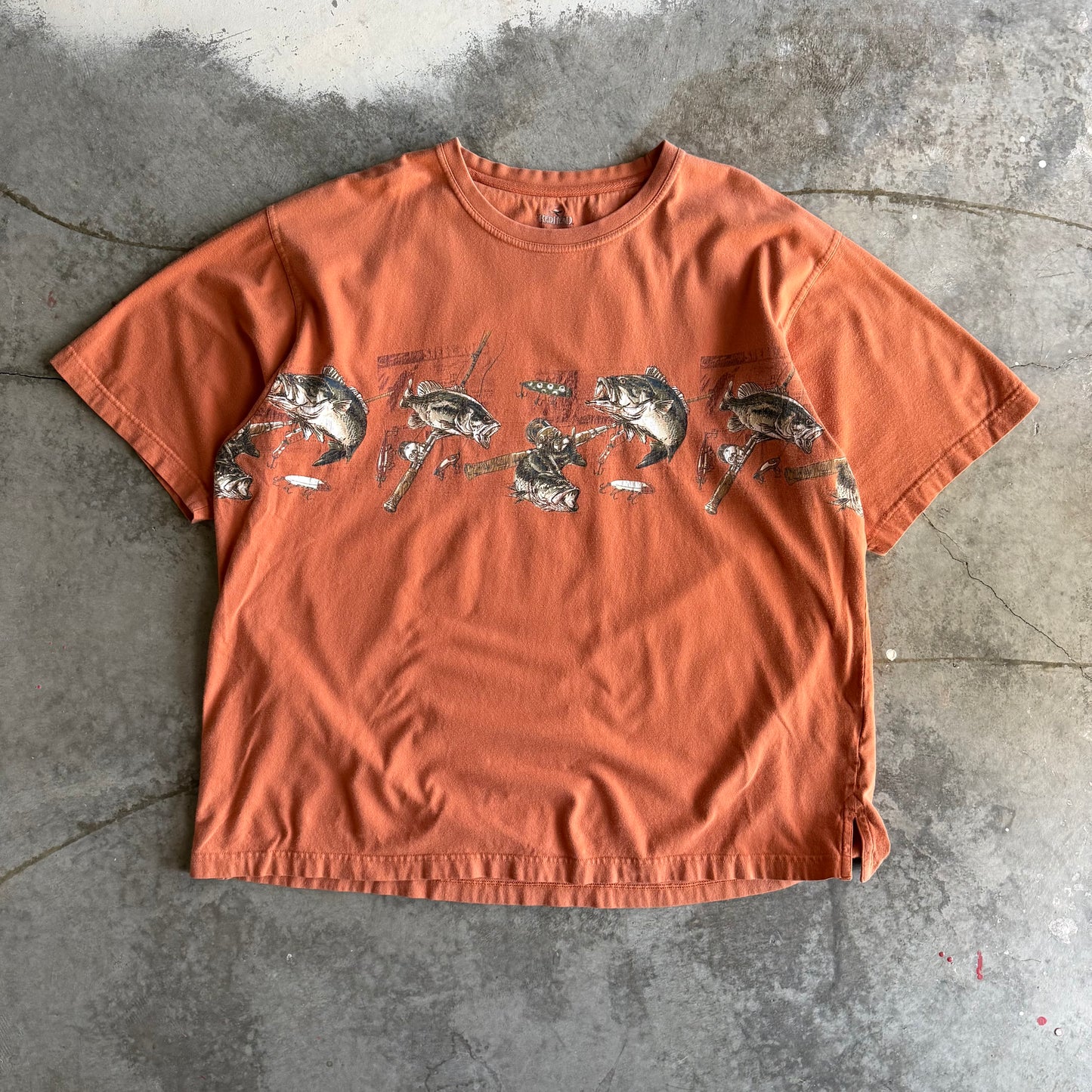 Vintage 00s Wrap Around Fish Tshirt - XL