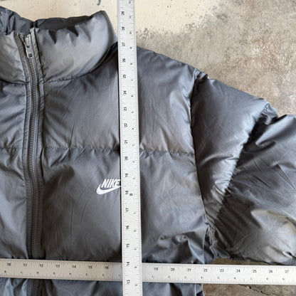 Nike Puffer Jacket - L