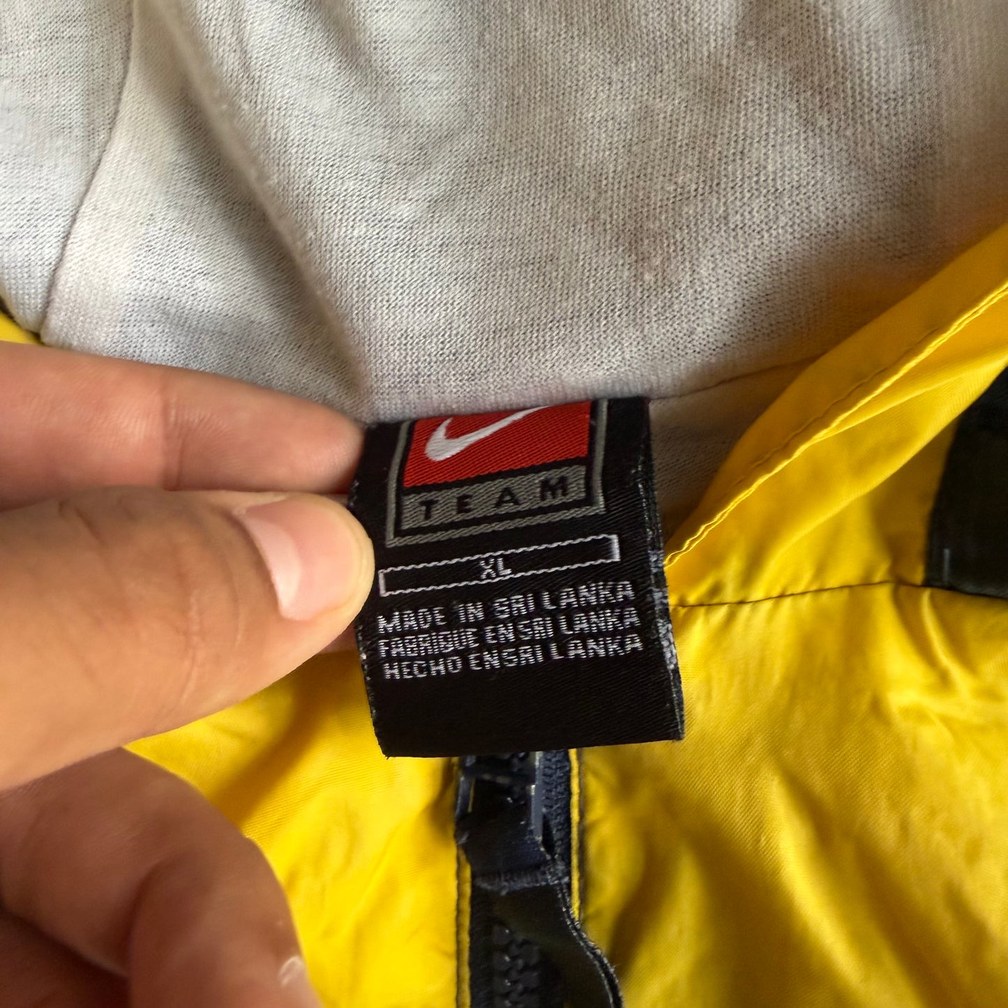 Vintage Woman’s 00s Pacers Zip up Jacket - L