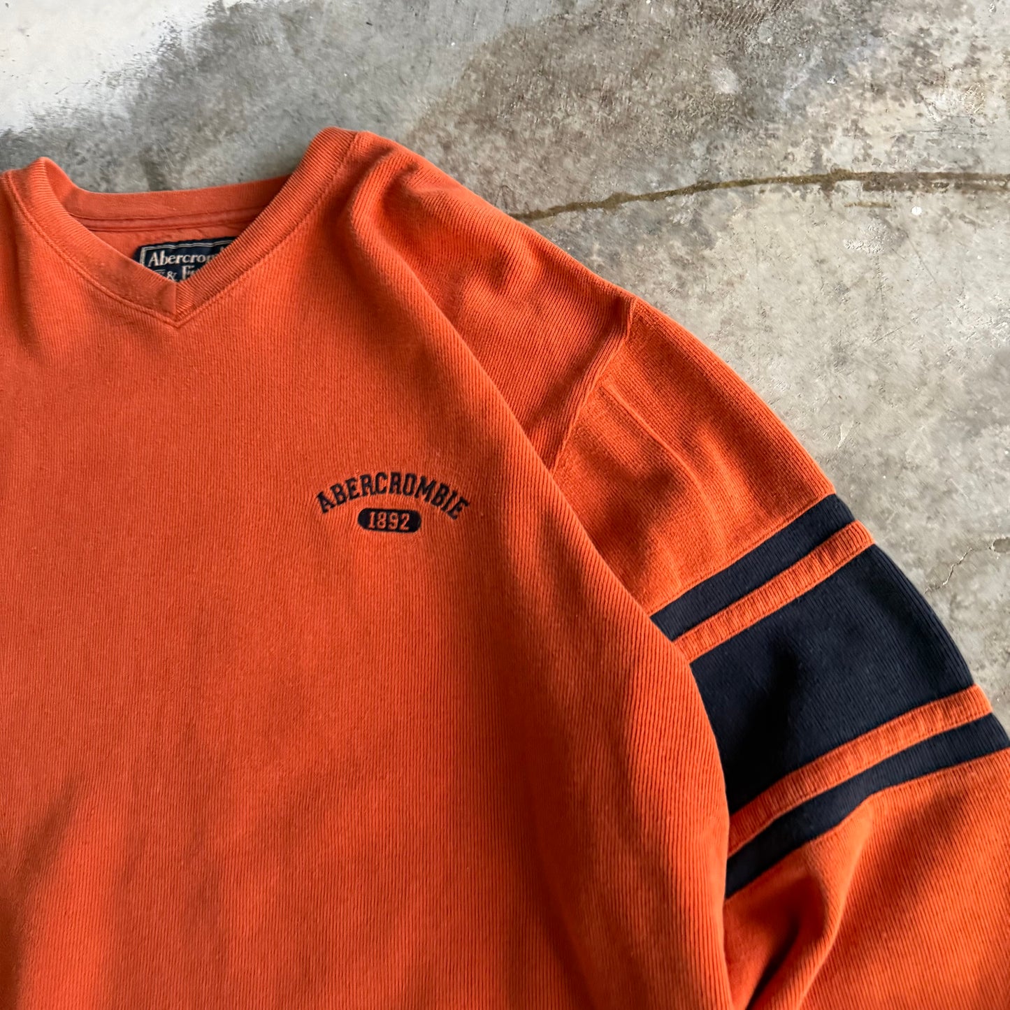 Vintage 00s Abercrombie & Fitch Longsleeve- L