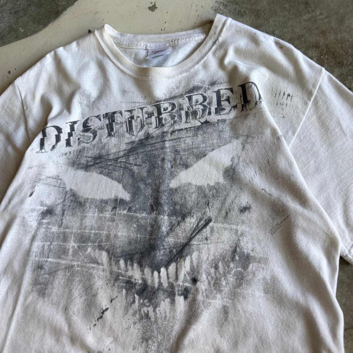 Vintage 00s Disturbed Band Tshirt - M