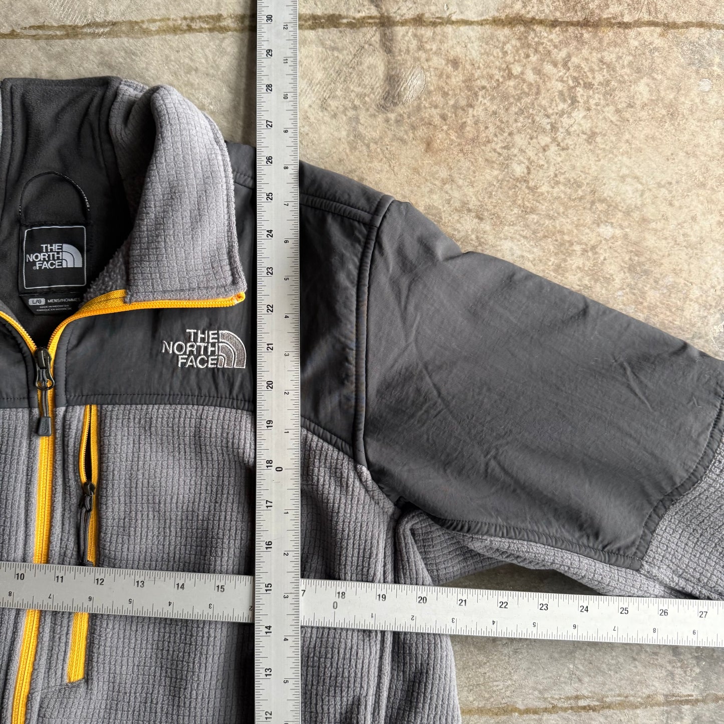 North Face Zip Up - L