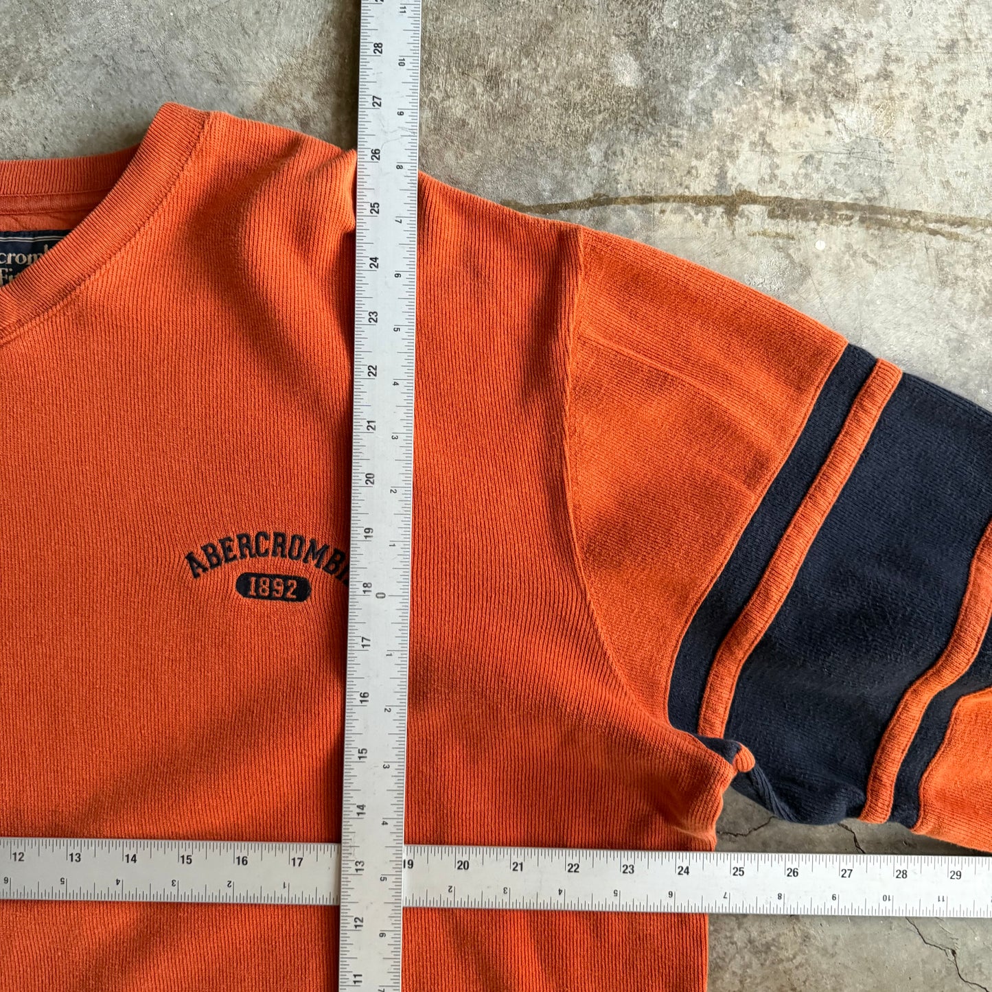 Vintage 00s Abercrombie & Fitch Longsleeve- L