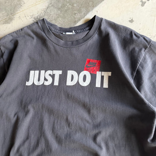 Vintage 90s Faded Nike Tshirt - M