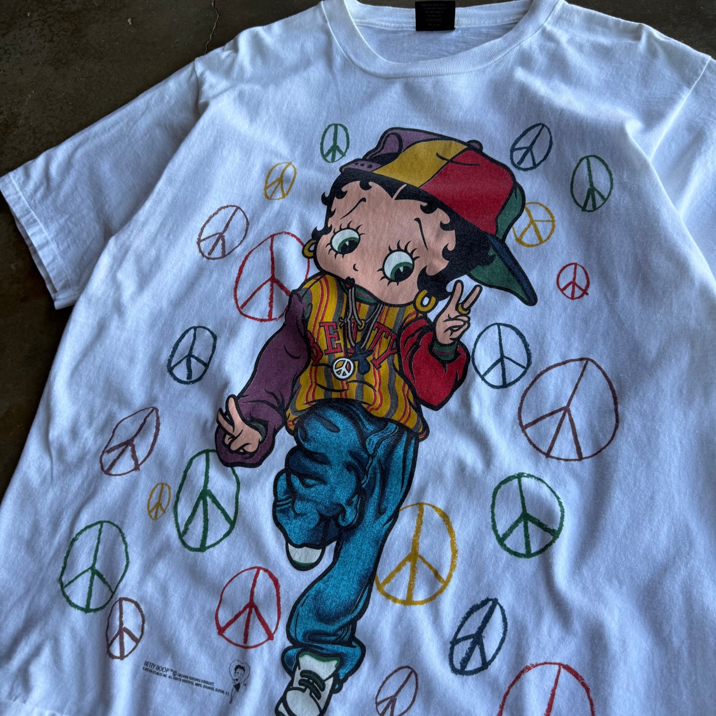 Vintage Peace Sign Betty Boop Tshirt - XL