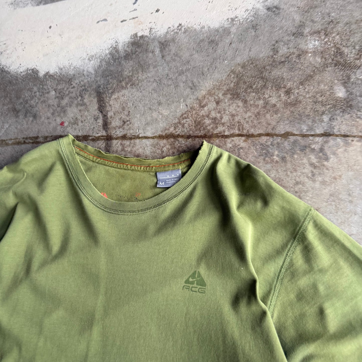 Vintage Faded Nike ACG Tshirt - M