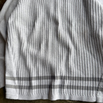 Woman’s Vintage 00s Nike Knit Sweater - M