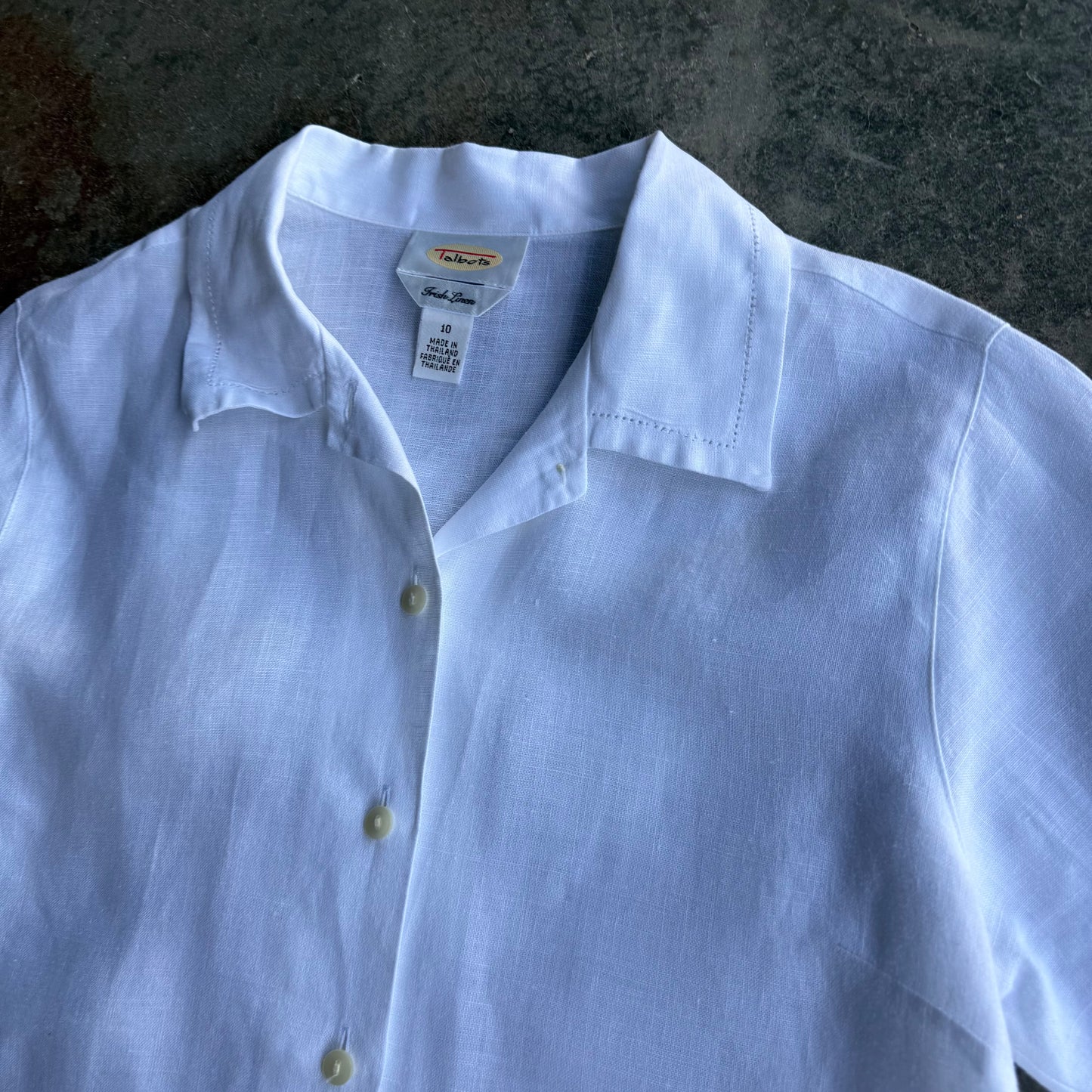 Vintage Woman’s Spring Button Up Top - 10
