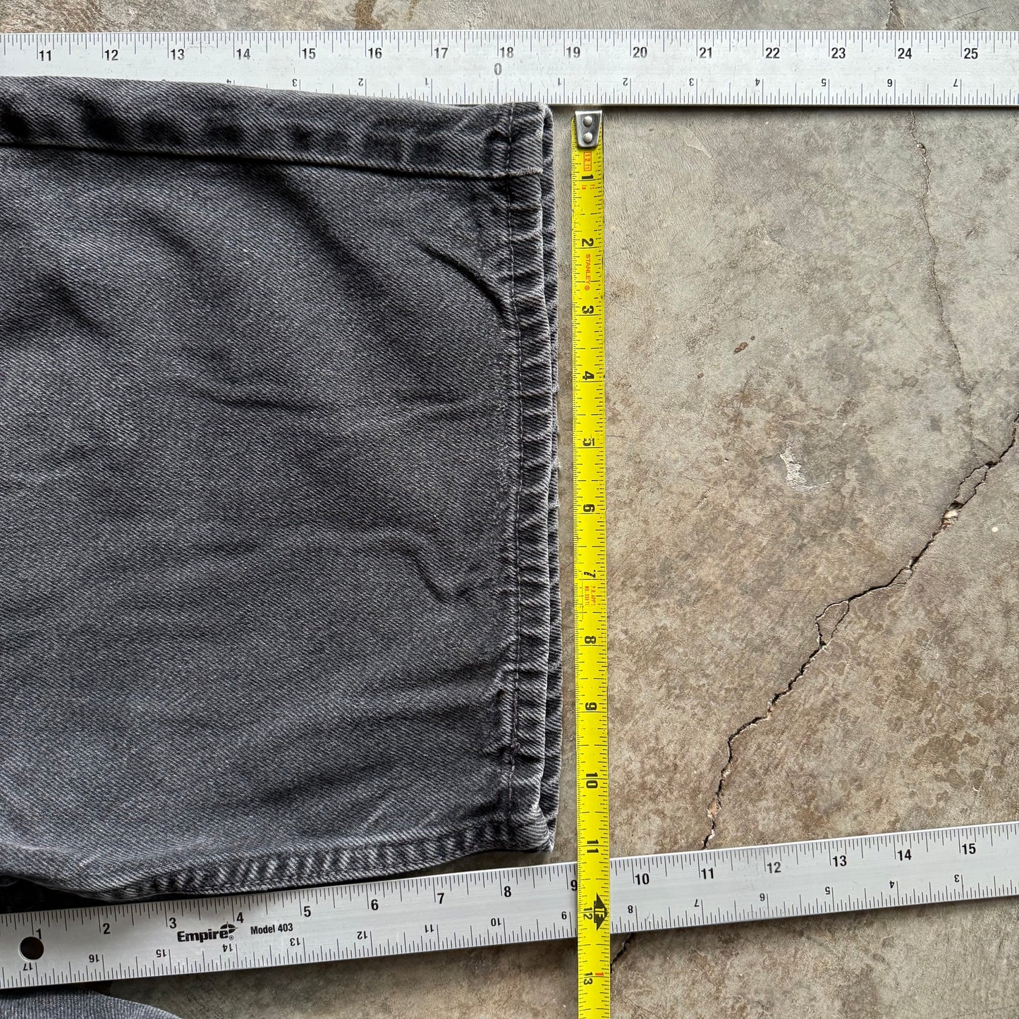 Vintage 00s Fall Levi Jorts - 32